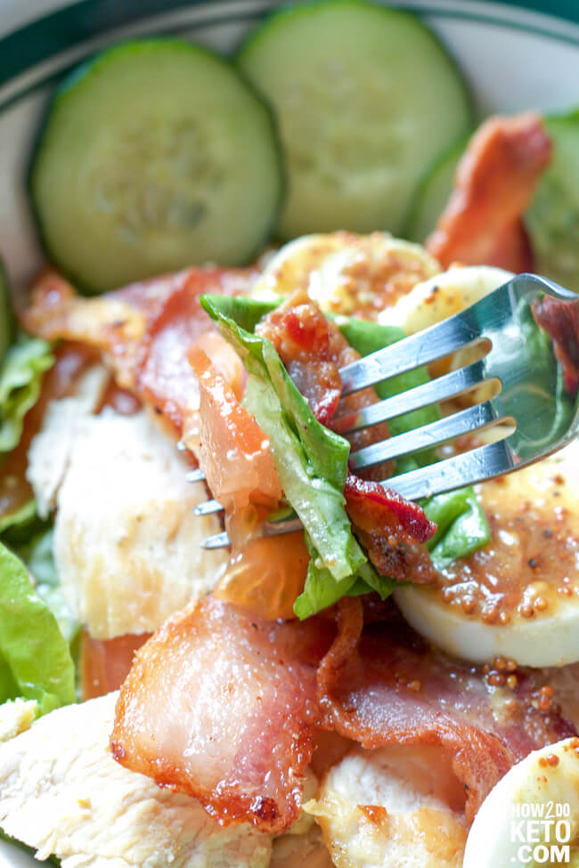 Who needs bread?? This Keto Chicken BLT Salad has all the good stuff...without all the carbs! Topped with a tangy mustard vinaigrette - this salad rocks!!