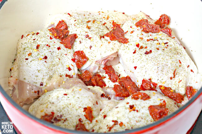 cooking chicken thighs in dutch oven with sun dried tomatoes