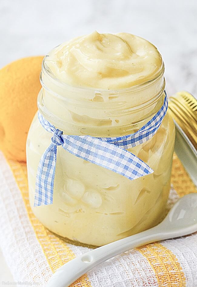 homemade mayonnaise in jar