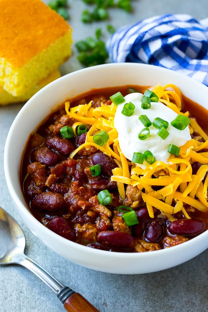 turkey chili with cheese and sour cream