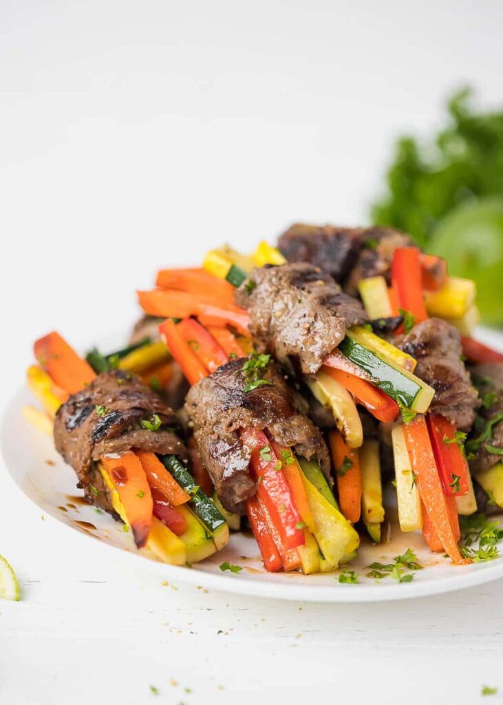 steak roll ups with julienned veggies