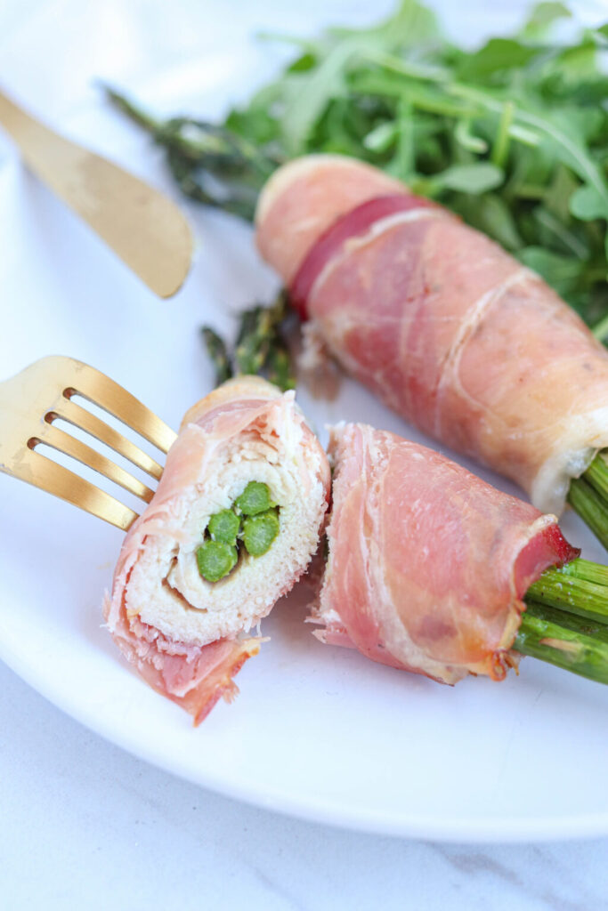 chicken stuffed with asparagus and wrapped in prosciutto