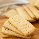 keto graham crackers.