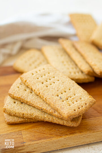 keto graham crackers.
